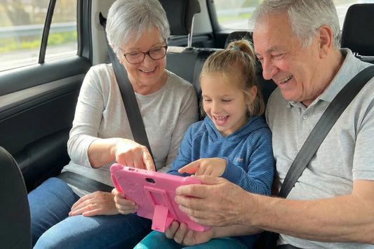 Gyerek tablet utazáshoz, praktikus megoldások